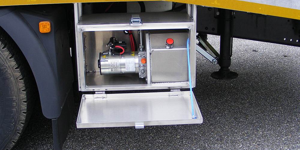 ALU-Kasten mit Hydraulikaggregat