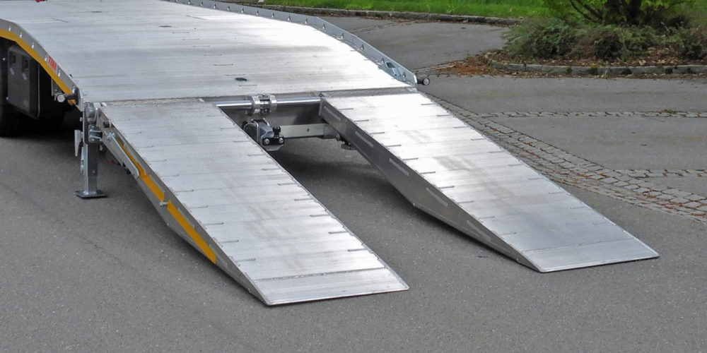 Auffahrrampen 1-teilig abgeklappt